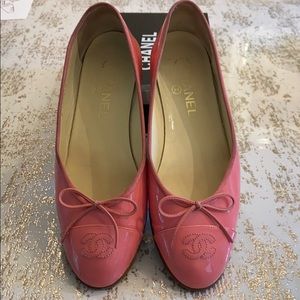 Chanel Ballerinas pink patent leather